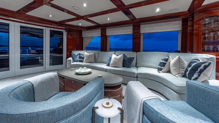 Kashmir Yacht Photos Pics 