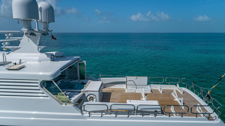 Kashmir Yacht Photos Pics 