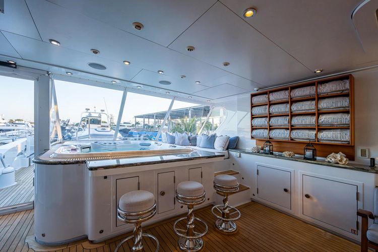 Kashmir Yacht Photos Pics 