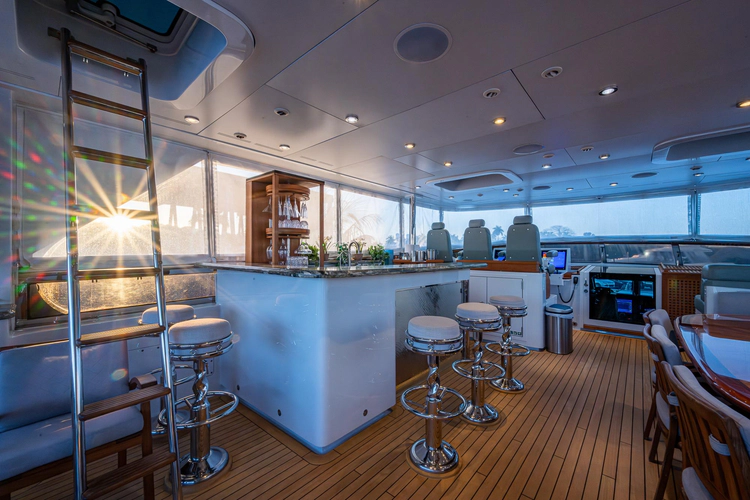 Kashmir Yacht Photos Pics 