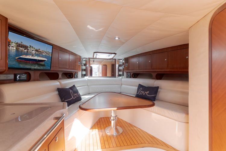 Dream Chaser Yacht Photos Pics 