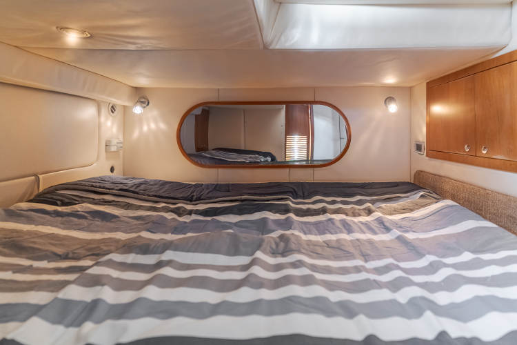 Dream Chaser Yacht Photos Pics 