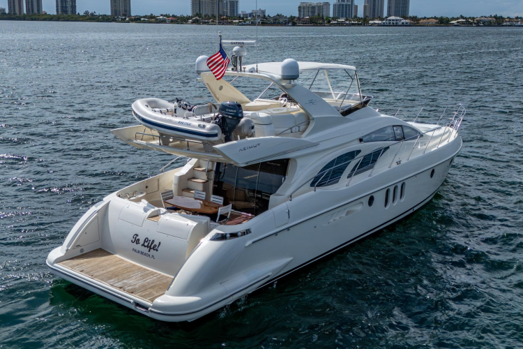 To Life! Yacht Photos Pics 