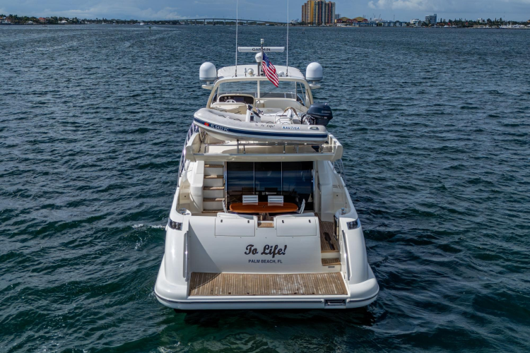 To Life! Yacht Photos Pics 