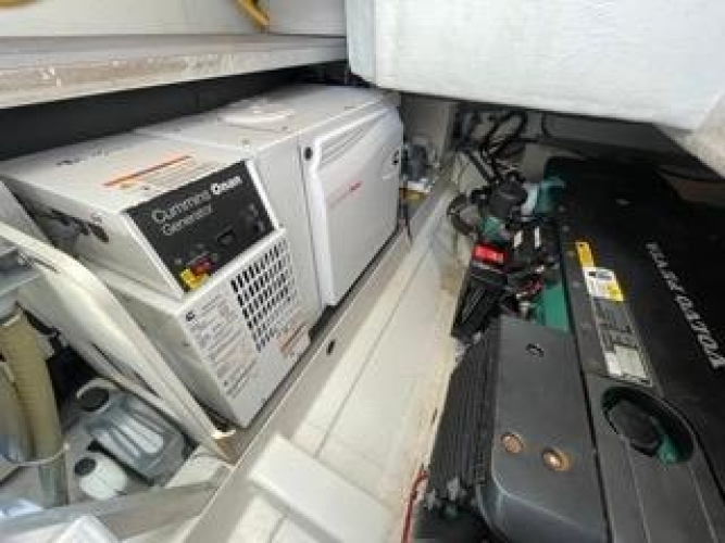 Oasis Yacht Photos Pics 