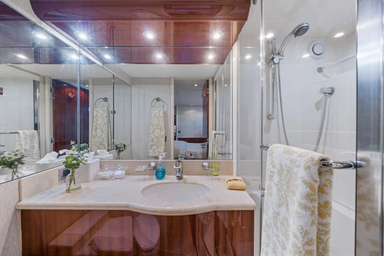 Aphrodite Yacht Photos Pics 