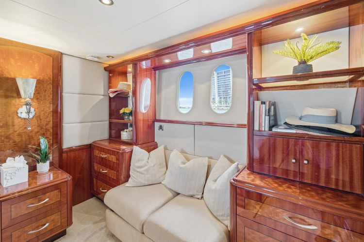 Aphrodite Yacht Photos Pics 