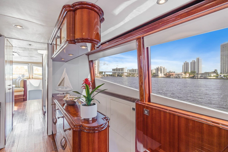 Aphrodite Yacht Photos Pics 