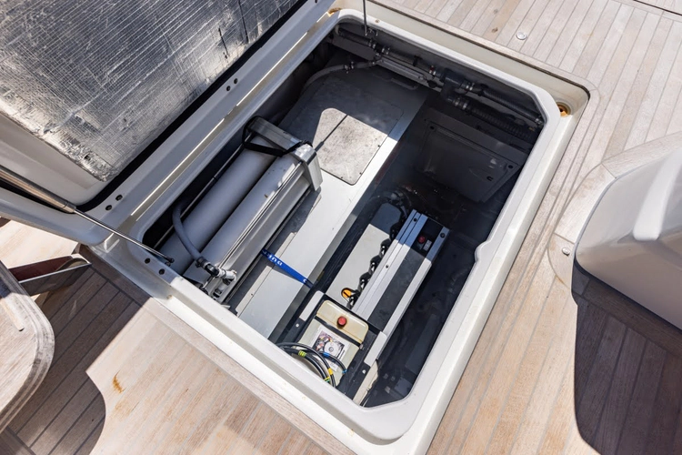 Marooned Yacht Photos Pics 