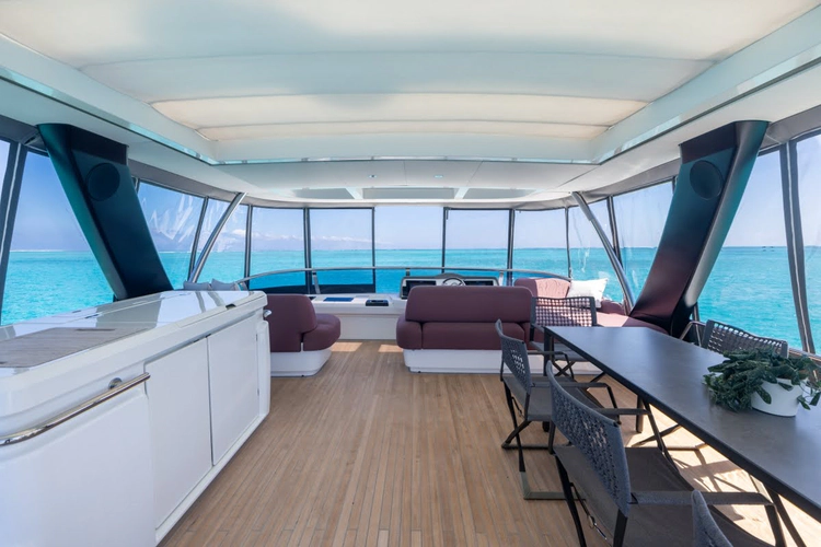 Marooned Yacht Photos Pics 