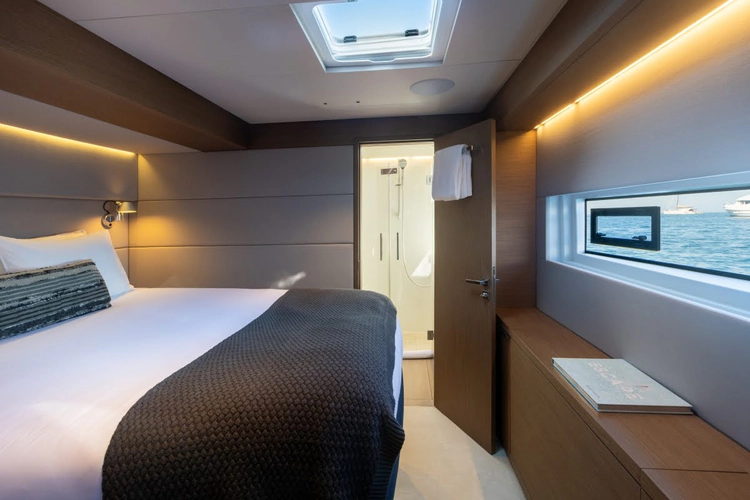 Marooned Yacht Photos Pics 