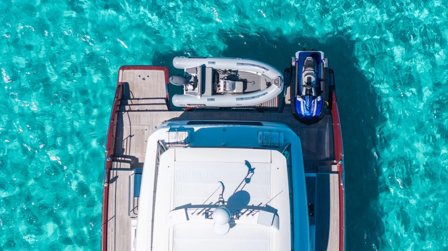 Marooned Yacht Photos Pics 