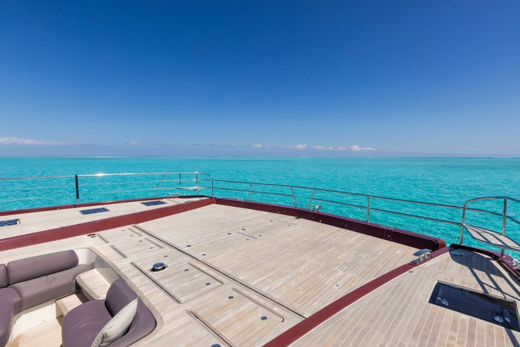 Marooned Yacht Photos Pics 