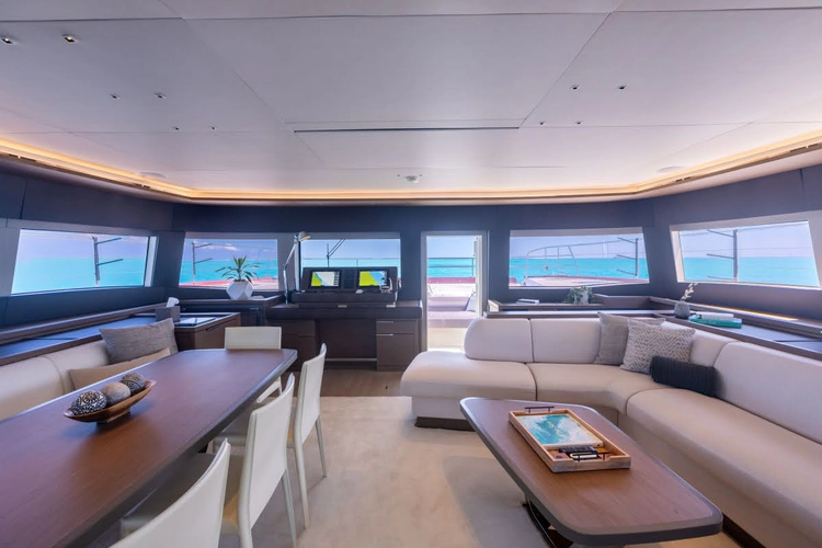 Marooned Yacht Photos Pics 