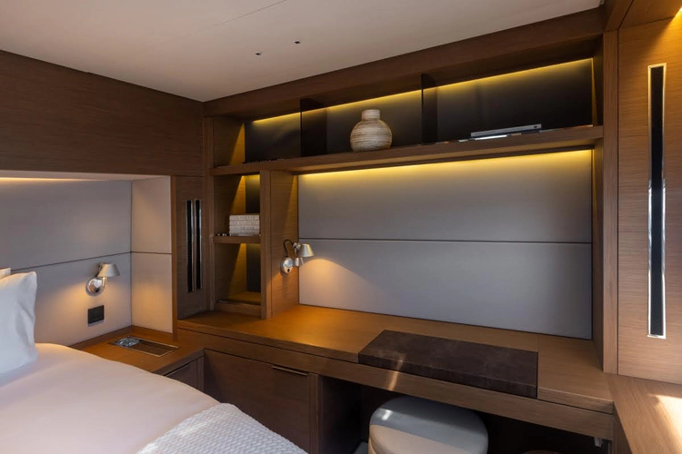 Marooned Yacht Photos Pics 