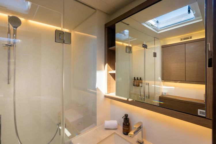 Marooned Yacht Photos Pics 