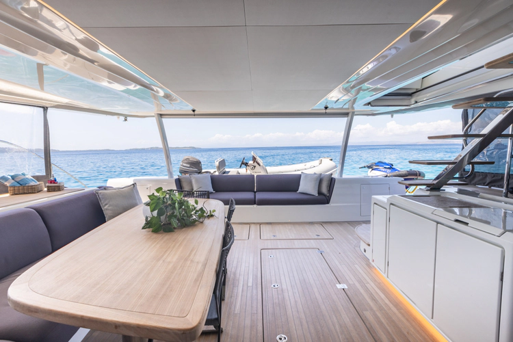 Marooned Yacht Photos Pics 