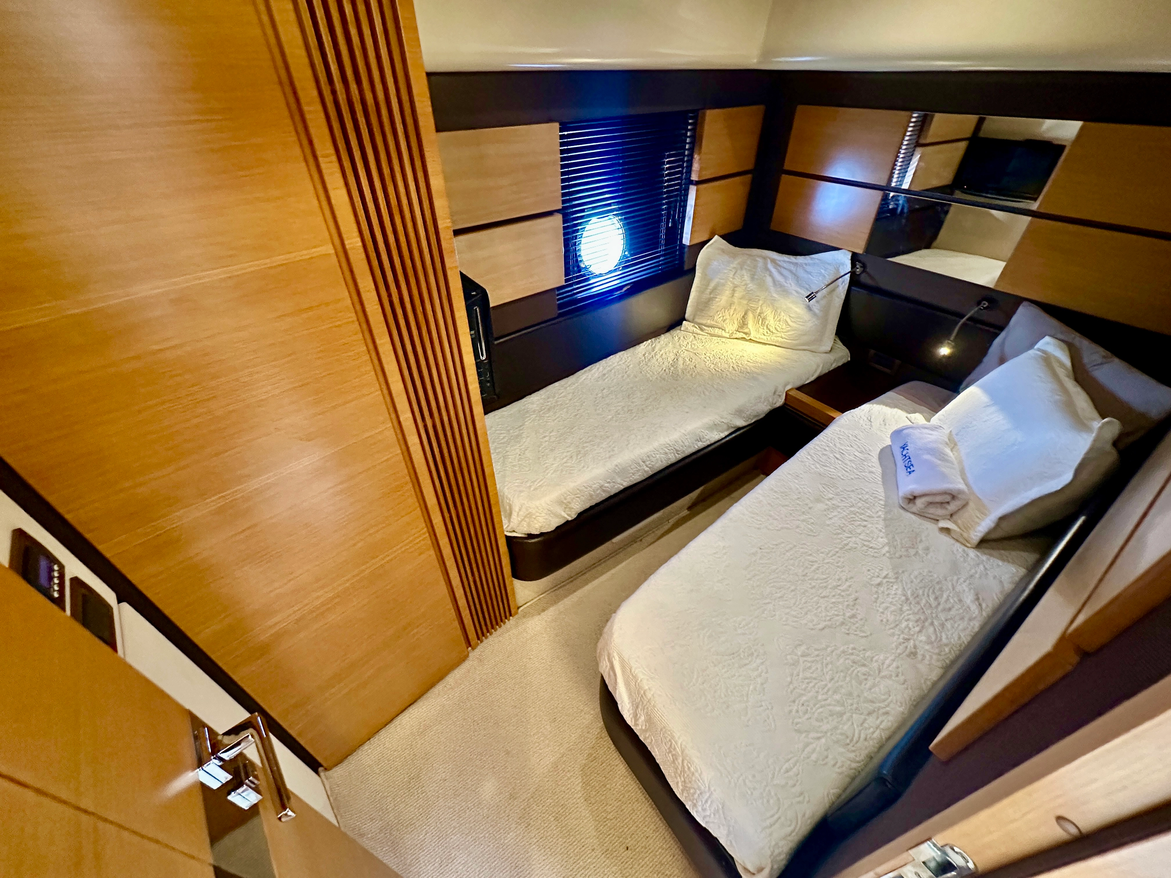 2011 Azimut 53 Flybridge – photo 43