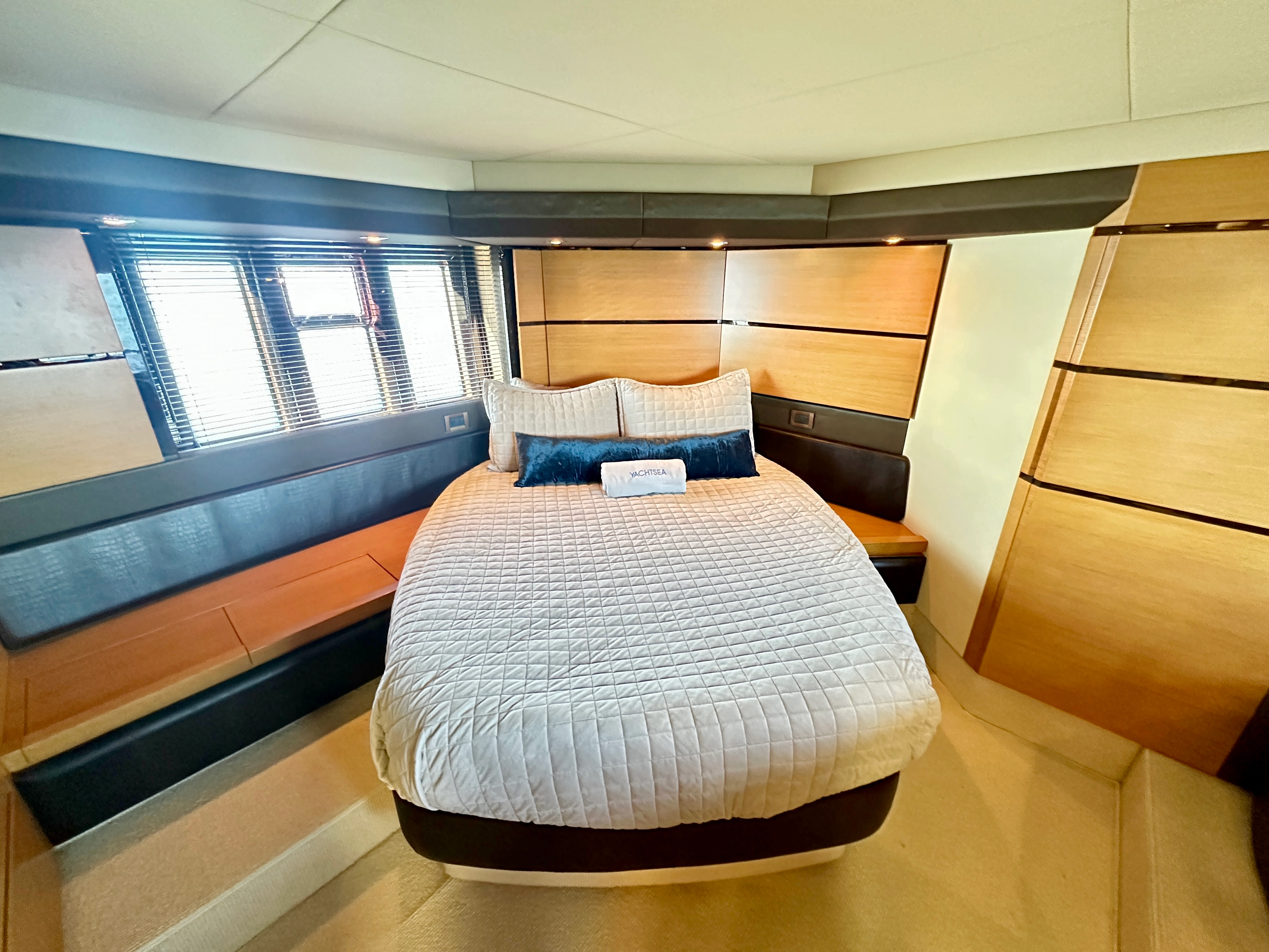 2011 Azimut 53 Flybridge – photo 36