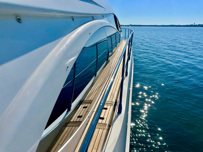 Yacht Sea Yacht Photos Pics 