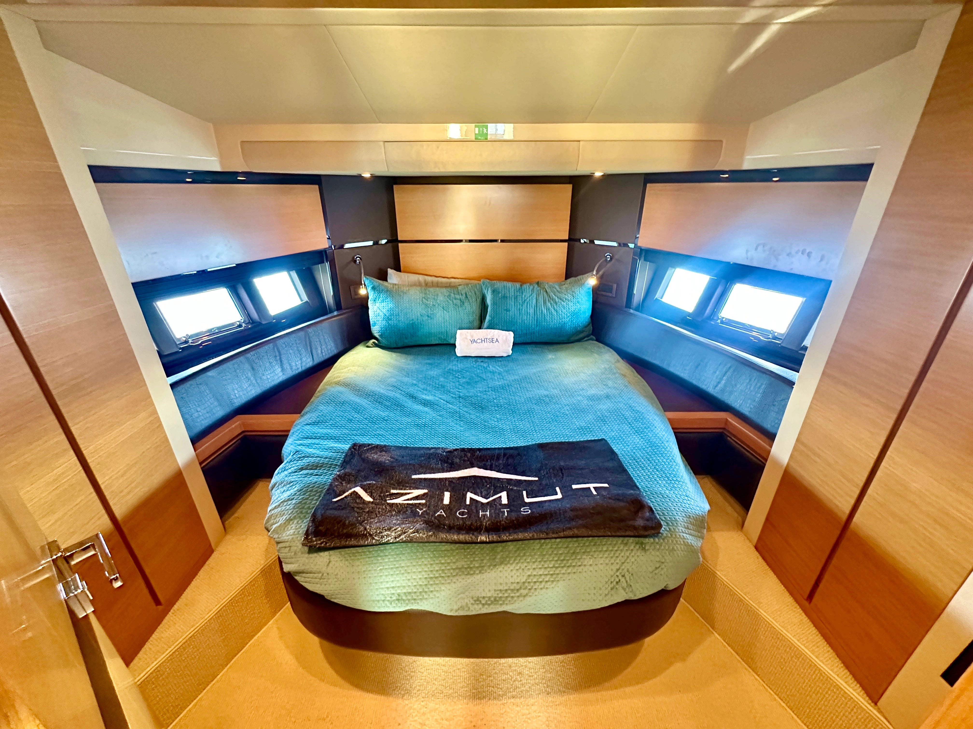 2011 Azimut 53 Flybridge – photo 40