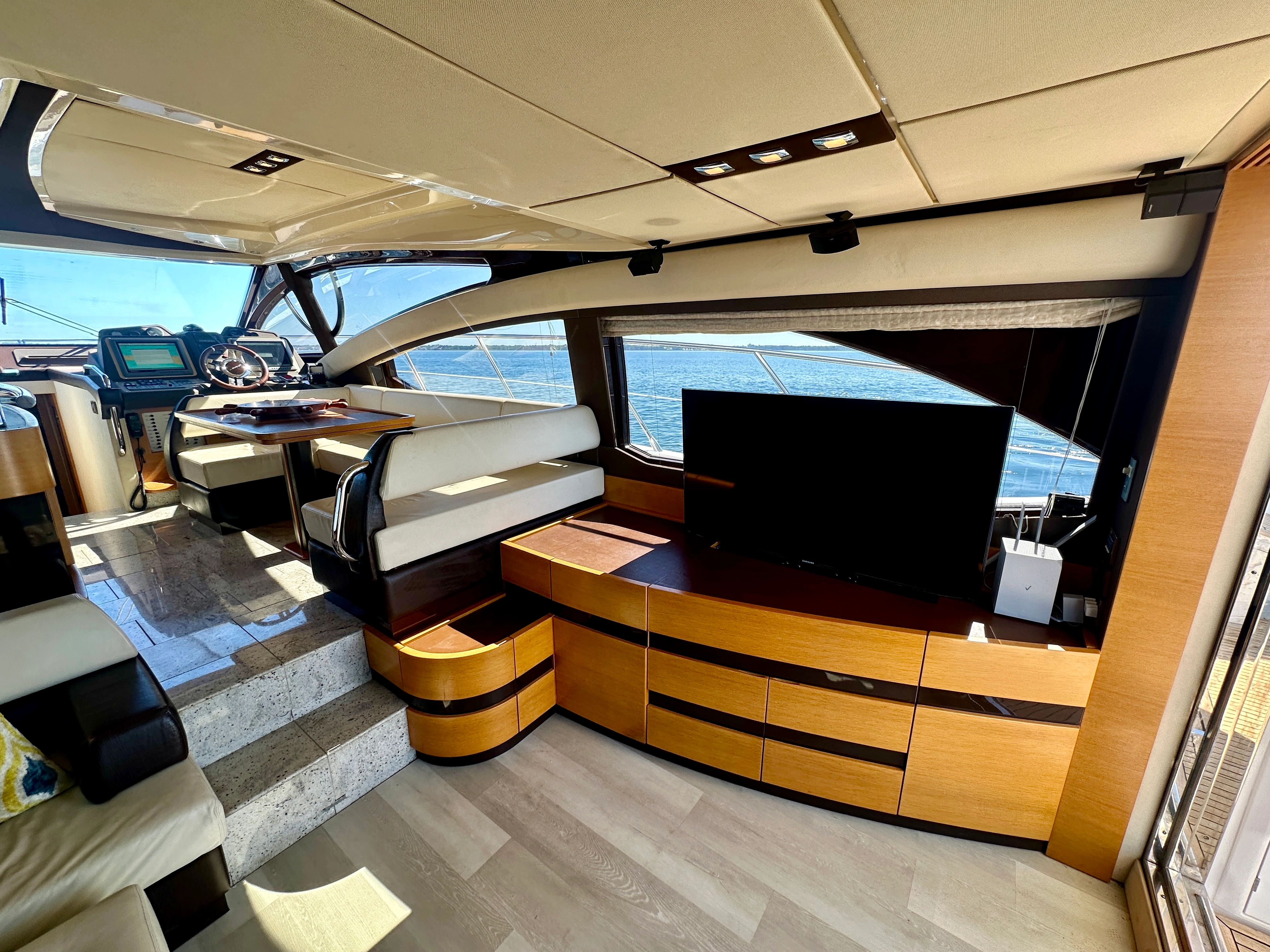2011 Azimut 53 Flybridge – photo 24