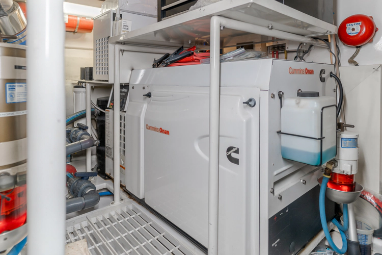 Triumph Yacht Photos Pics 