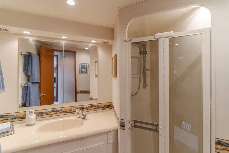 Triumph Yacht Photos Pics 