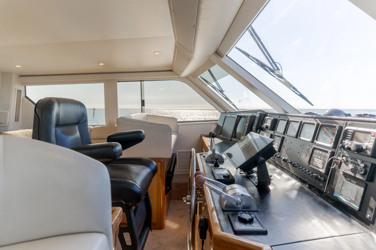 Triumph Yacht Photos Pics 