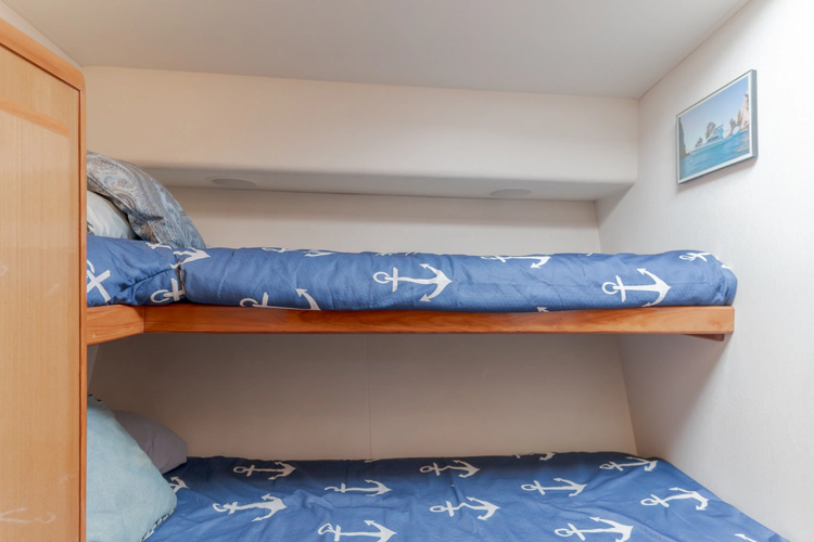 Triumph Yacht Photos Pics 