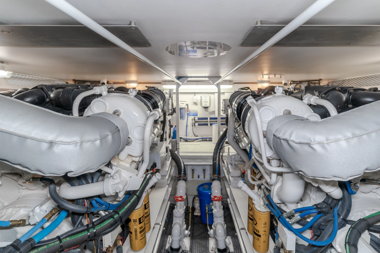 Triumph Yacht Photos Pics 