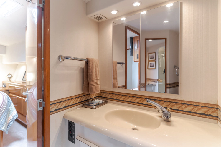 Triumph Yacht Photos Pics 