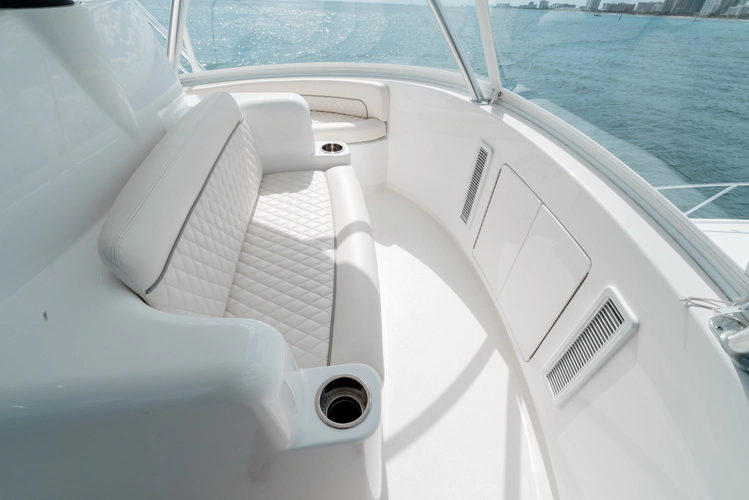 Done Diggin Yacht Photos Pics 