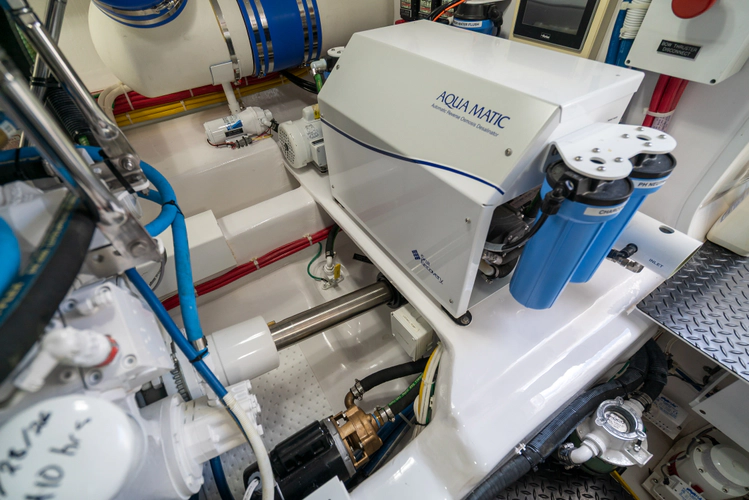 Done Diggin Yacht Photos Pics 