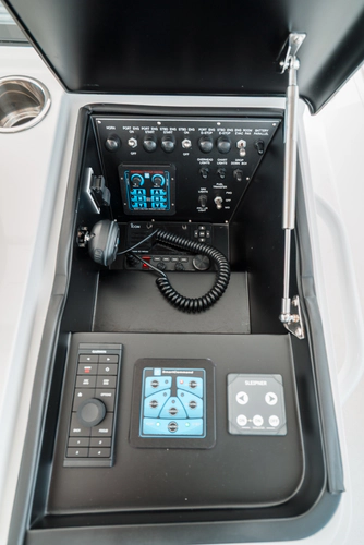 Done Diggin Yacht Photos Pics 