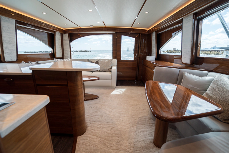 Done Diggin Yacht Photos Pics 