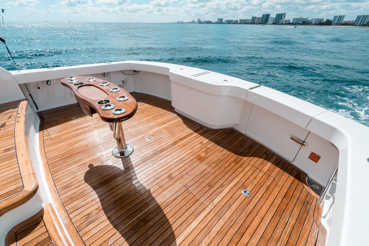 Done Diggin Yacht Photos Pics 