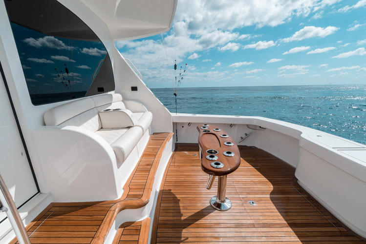 Done Diggin Yacht Photos Pics 