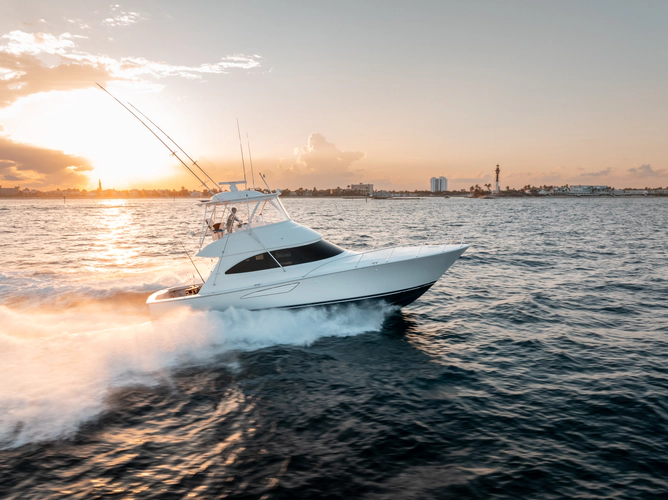 Done Diggin Yacht Photos Pics 