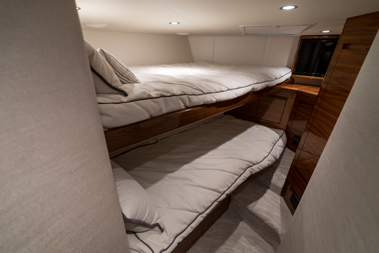 Done Diggin Yacht Photos Pics 