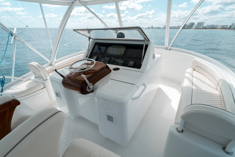 Done Diggin Yacht Photos Pics 