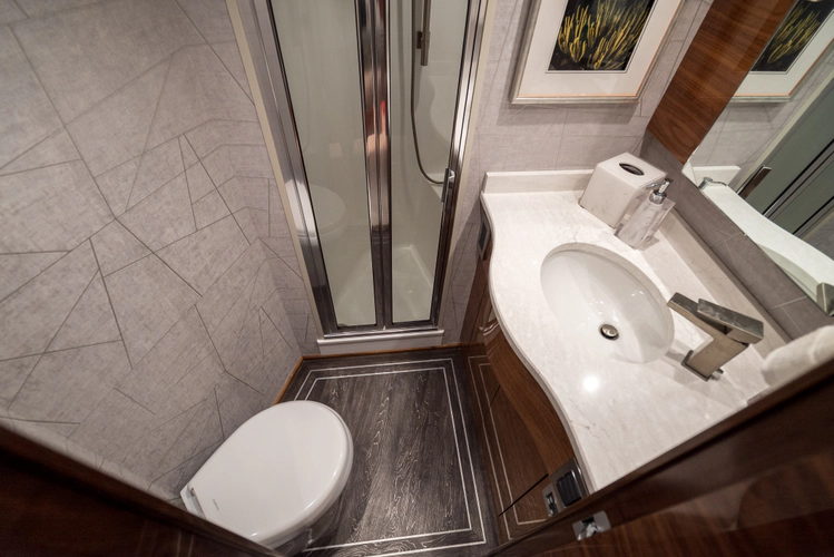 Done Diggin Yacht Photos Pics 