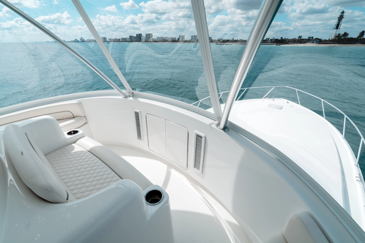 Done Diggin Yacht Photos Pics 