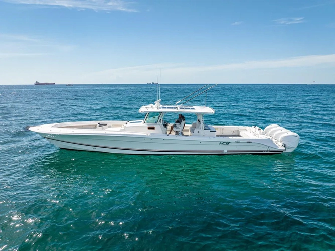 Dream Chaser Yacht Photos Pics 