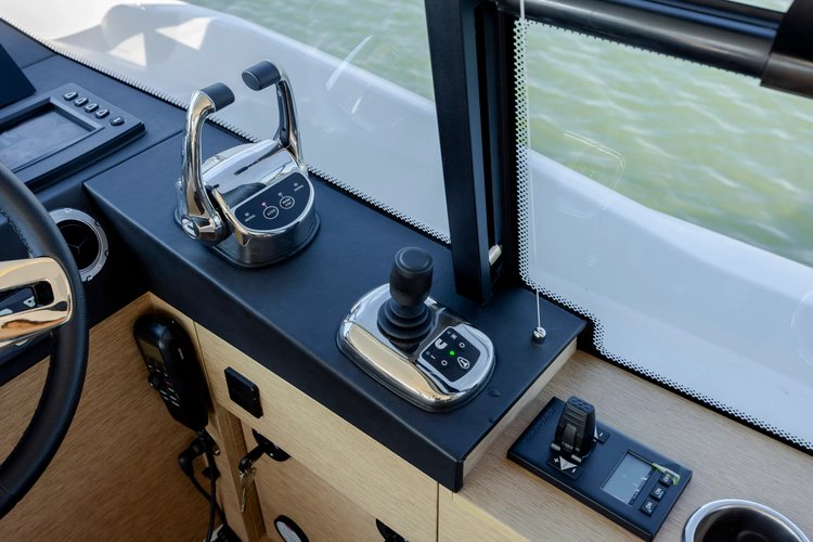 420 Yacht Photos Pics 