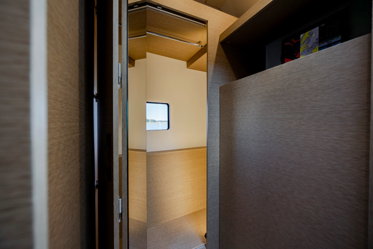 420 Yacht Photos Pics 