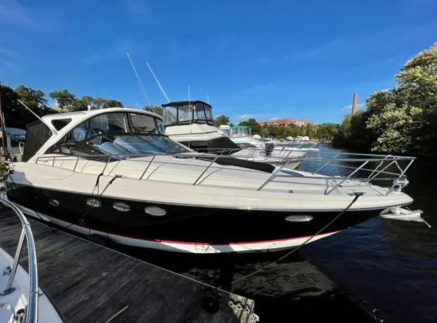 40' Regal 2008