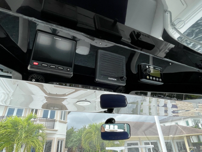 Perfection Yacht Photos Pics 