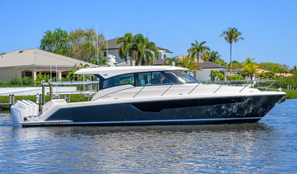 48' Tiara 2025