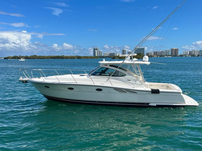 Agape Yacht Photos Pics 
